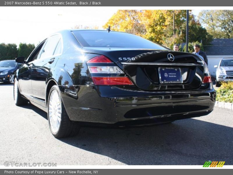 Black / Black 2007 Mercedes-Benz S 550 4Matic Sedan