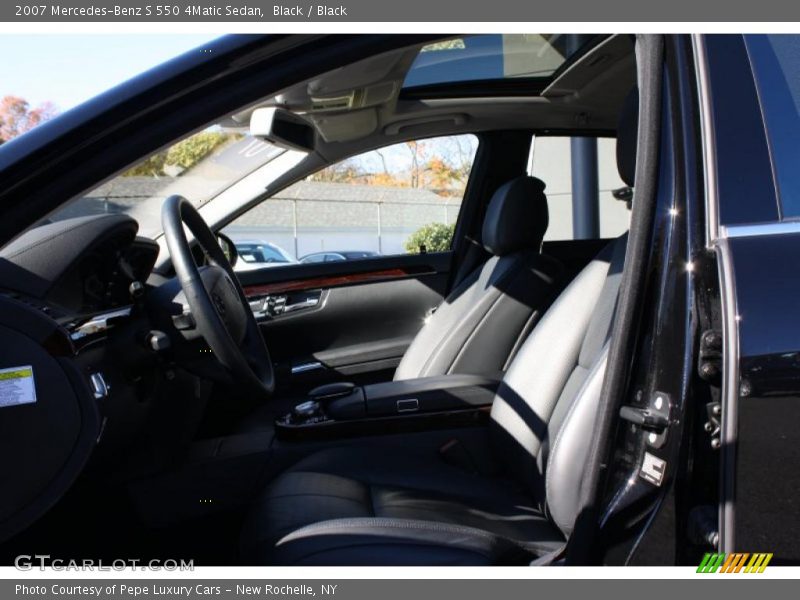 Black / Black 2007 Mercedes-Benz S 550 4Matic Sedan