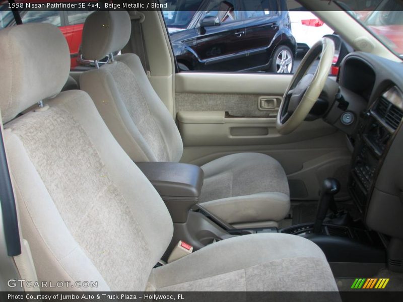  1998 Pathfinder SE 4x4 Blond Interior