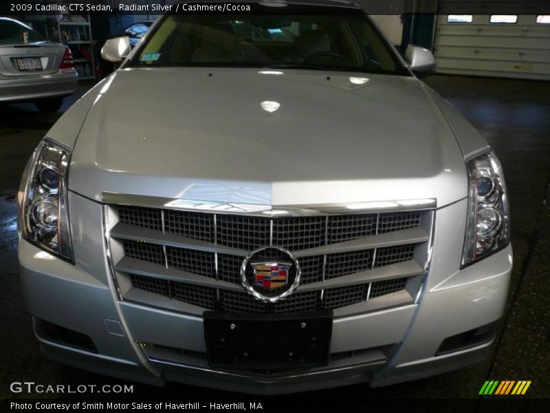 Radiant Silver / Cashmere/Cocoa 2009 Cadillac CTS Sedan
