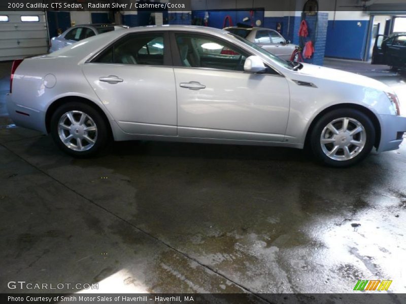 Radiant Silver / Cashmere/Cocoa 2009 Cadillac CTS Sedan