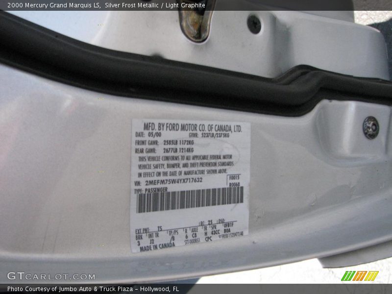 Silver Frost Metallic / Light Graphite 2000 Mercury Grand Marquis LS