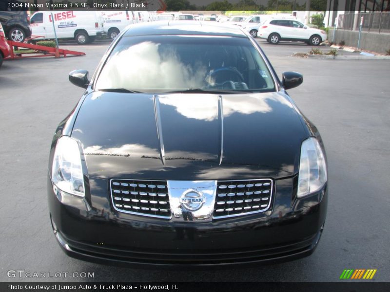 Onyx Black / Black 2004 Nissan Maxima 3.5 SE
