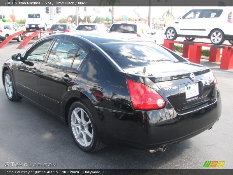 Onyx Black / Black 2004 Nissan Maxima 3.5 SE