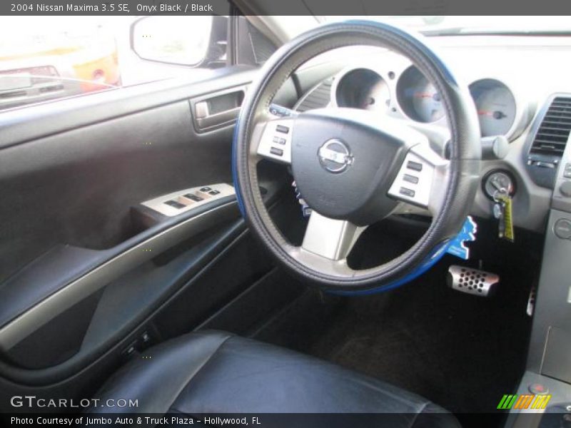 Onyx Black / Black 2004 Nissan Maxima 3.5 SE
