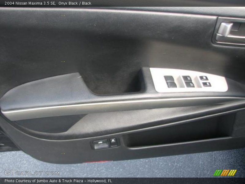 Onyx Black / Black 2004 Nissan Maxima 3.5 SE