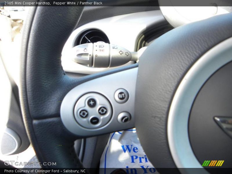 Pepper White / Panther Black 2005 Mini Cooper Hardtop
