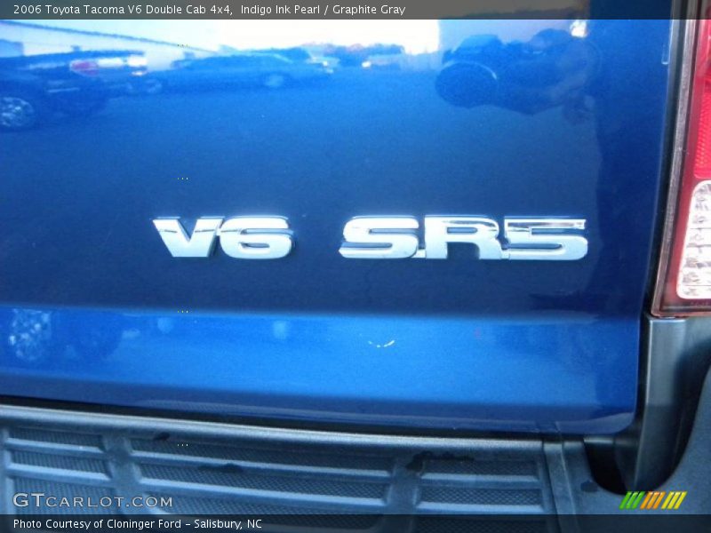 Indigo Ink Pearl / Graphite Gray 2006 Toyota Tacoma V6 Double Cab 4x4