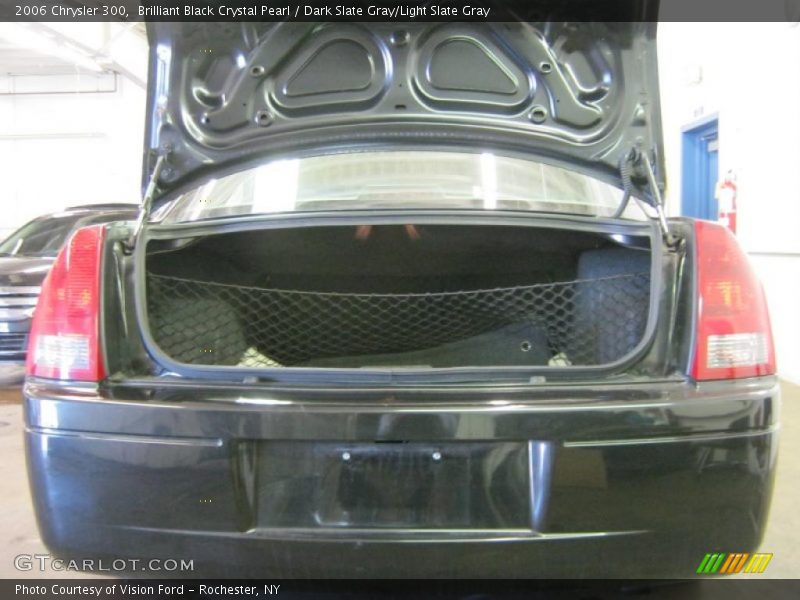 Brilliant Black Crystal Pearl / Dark Slate Gray/Light Slate Gray 2006 Chrysler 300