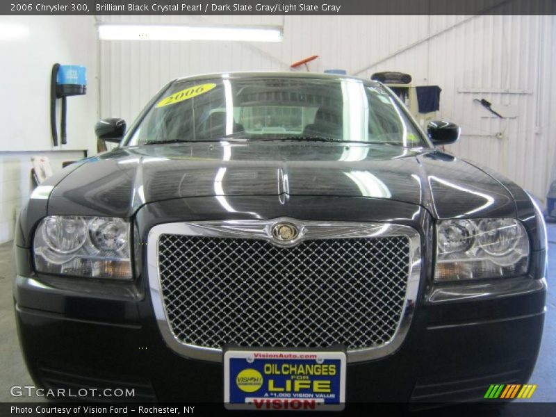 Brilliant Black Crystal Pearl / Dark Slate Gray/Light Slate Gray 2006 Chrysler 300