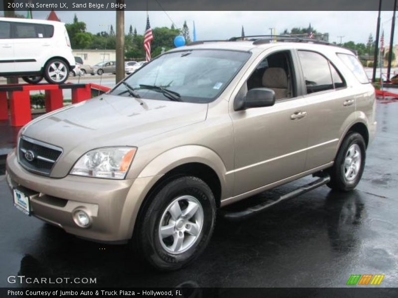Sand Beige / Beige 2006 Kia Sorento LX