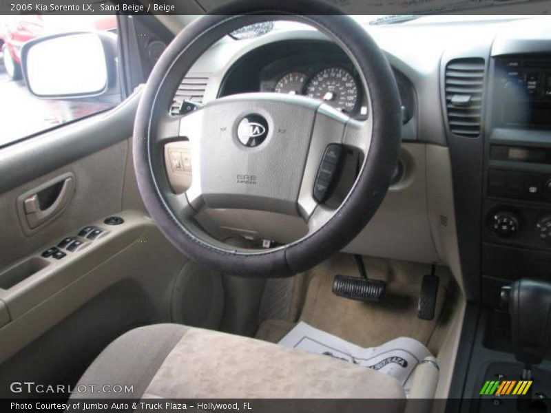 Sand Beige / Beige 2006 Kia Sorento LX