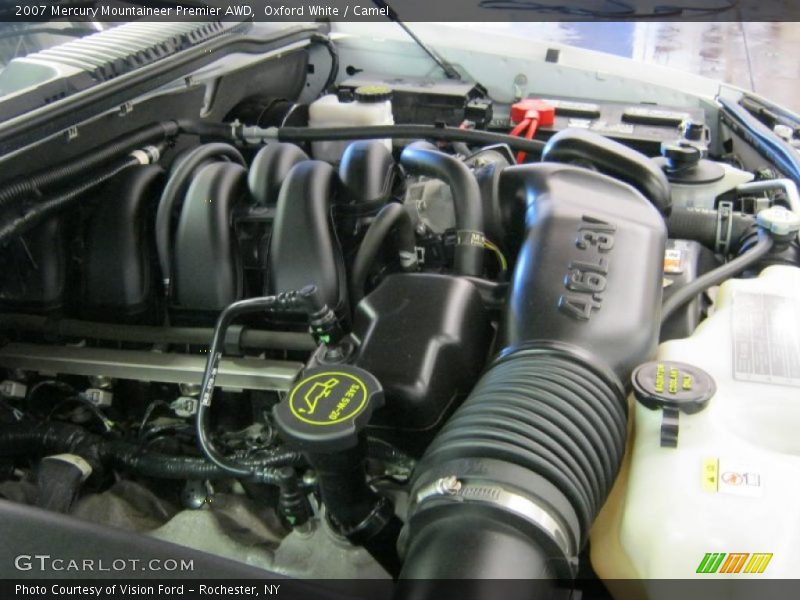Oxford White / Camel 2007 Mercury Mountaineer Premier AWD