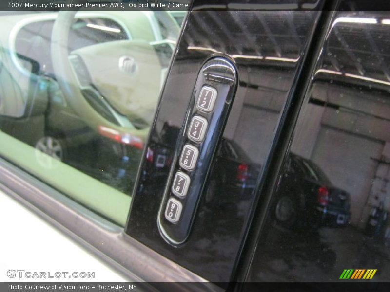 Oxford White / Camel 2007 Mercury Mountaineer Premier AWD