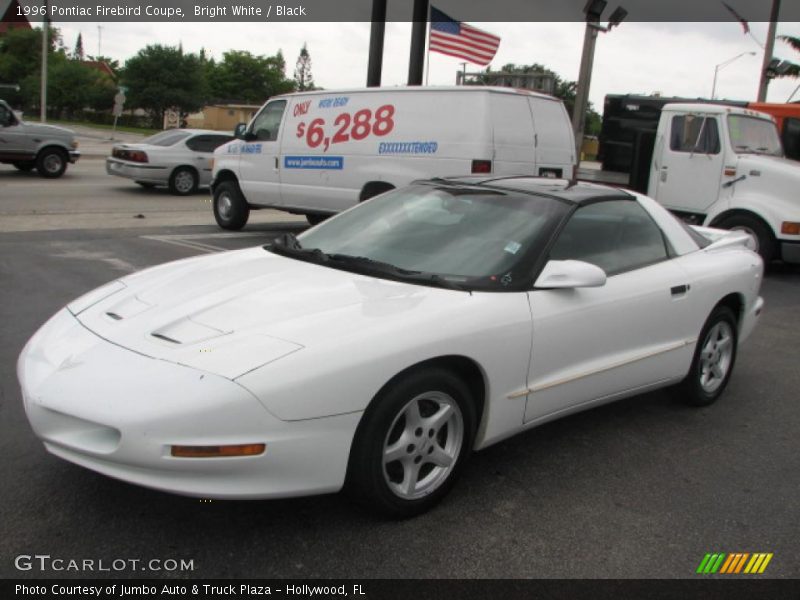 Front 3/4 View of 1996 Firebird Coupe