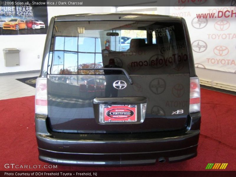 Shadow Mica / Dark Charcoal 2006 Scion xB