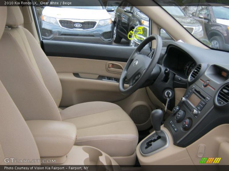  2010 Rondo LX Beige Interior