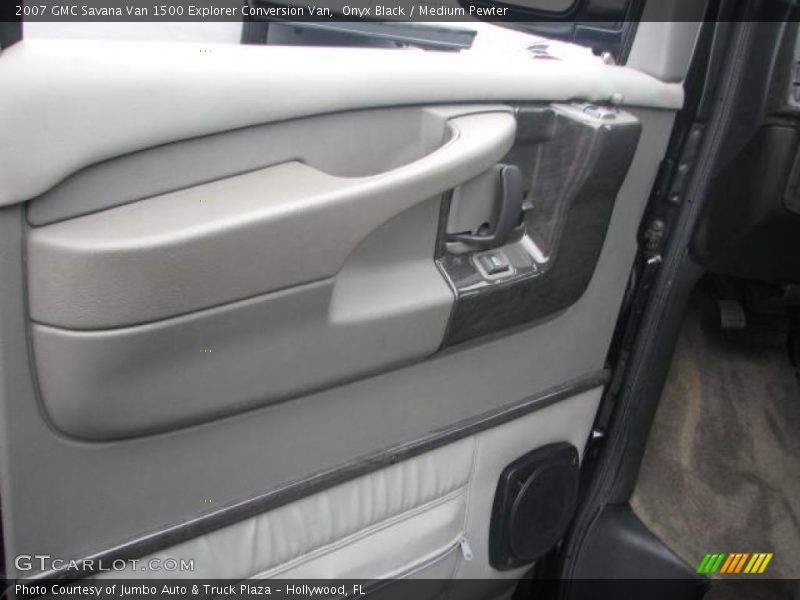 Onyx Black / Medium Pewter 2007 GMC Savana Van 1500 Explorer Conversion Van