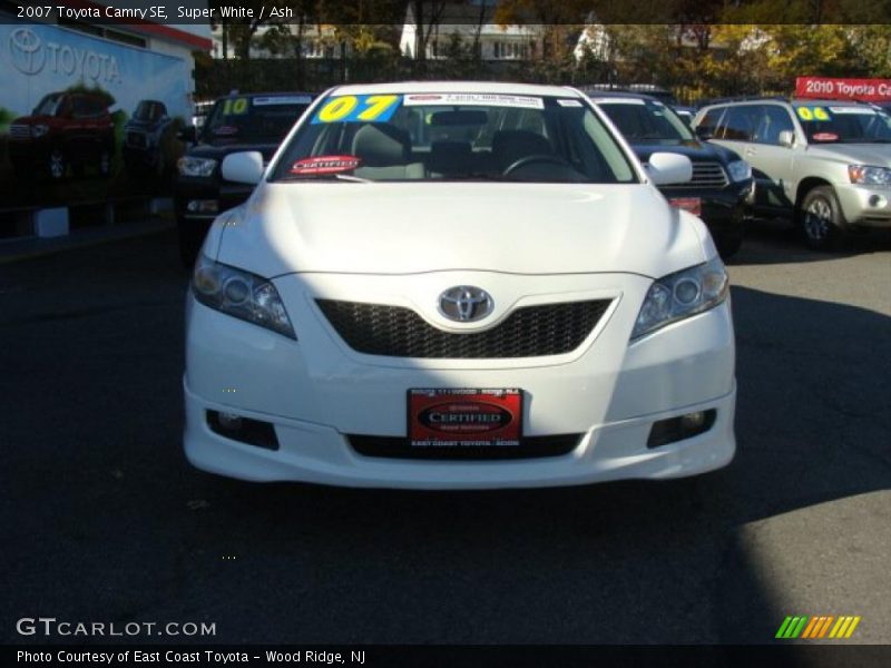 Super White / Ash 2007 Toyota Camry SE