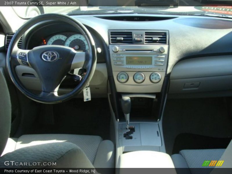 Super White / Ash 2007 Toyota Camry SE