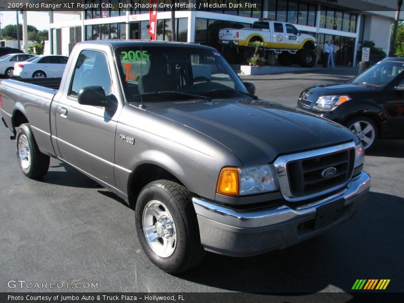 Front 3/4 View of 2005 Ranger XLT Regular Cab