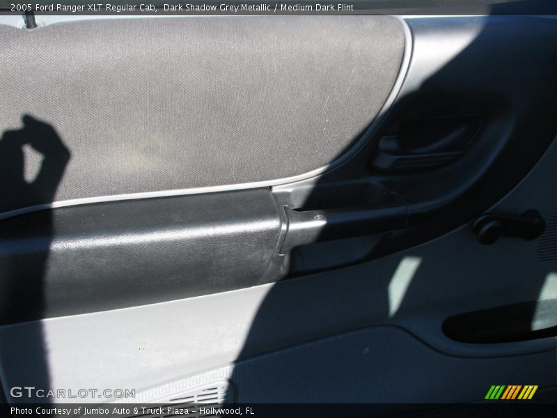 Dark Shadow Grey Metallic / Medium Dark Flint 2005 Ford Ranger XLT Regular Cab