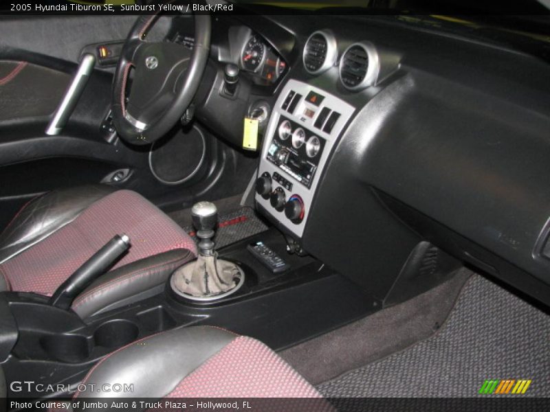 Sunburst Yellow / Black/Red 2005 Hyundai Tiburon SE