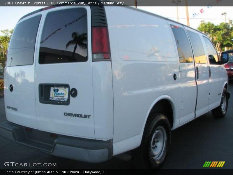 White / Medium Gray 2001 Chevrolet Express 2500 Commercial Van