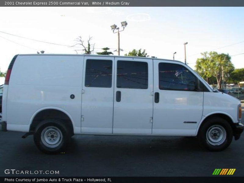 White / Medium Gray 2001 Chevrolet Express 2500 Commercial Van