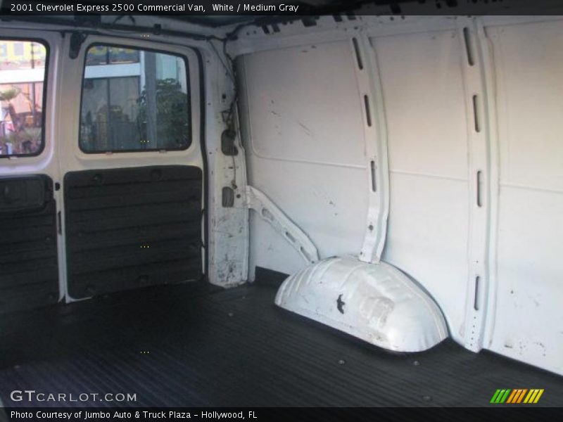 White / Medium Gray 2001 Chevrolet Express 2500 Commercial Van