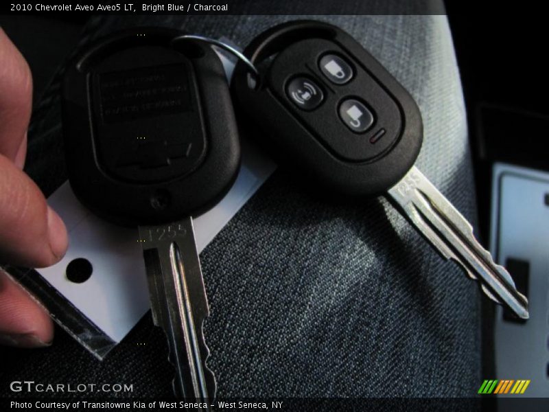Bright Blue / Charcoal 2010 Chevrolet Aveo Aveo5 LT