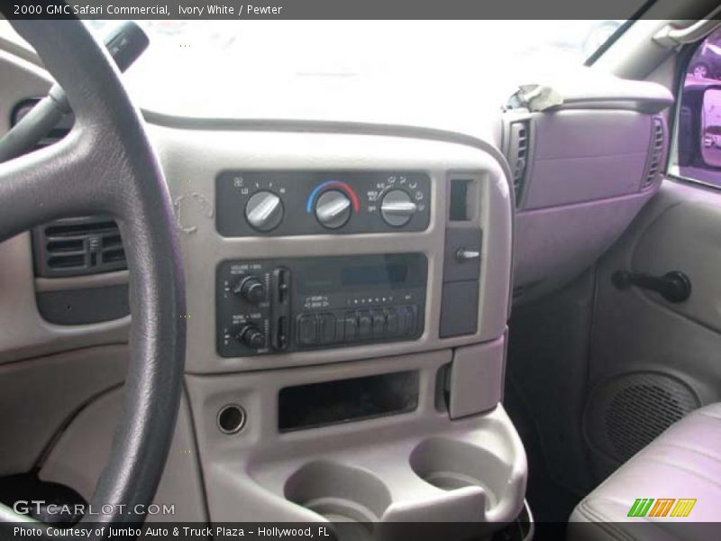Ivory White / Pewter 2000 GMC Safari Commercial