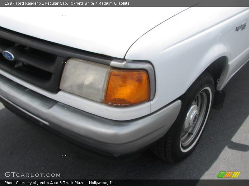 Oxford White / Medium Graphite 1997 Ford Ranger XL Regular Cab