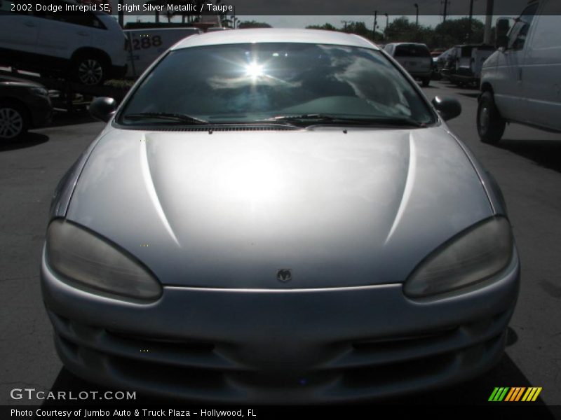 Bright Silver Metallic / Taupe 2002 Dodge Intrepid SE