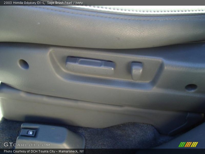 Sage Brush Pearl / Ivory 2003 Honda Odyssey EX-L
