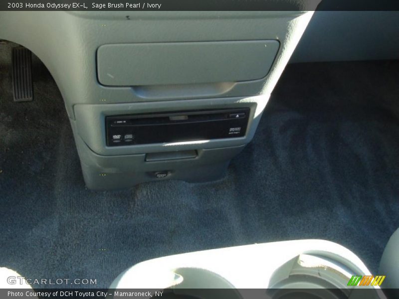 Sage Brush Pearl / Ivory 2003 Honda Odyssey EX-L