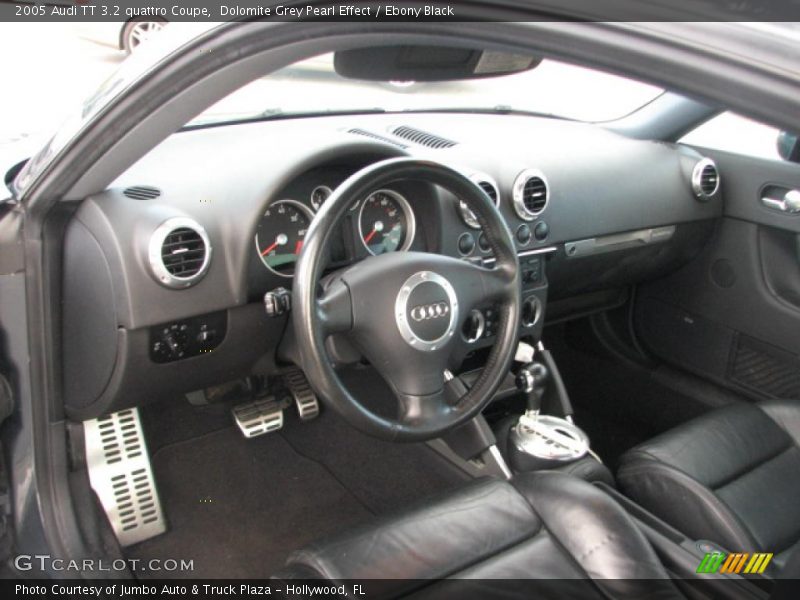 Ebony Black Interior - 2005 TT 3.2 quattro Coupe 