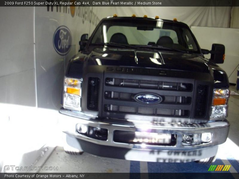 Dark Blue Pearl Metallic / Medium Stone 2009 Ford F250 Super Duty XL Regular Cab 4x4