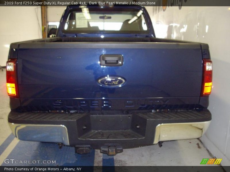 Dark Blue Pearl Metallic / Medium Stone 2009 Ford F250 Super Duty XL Regular Cab 4x4