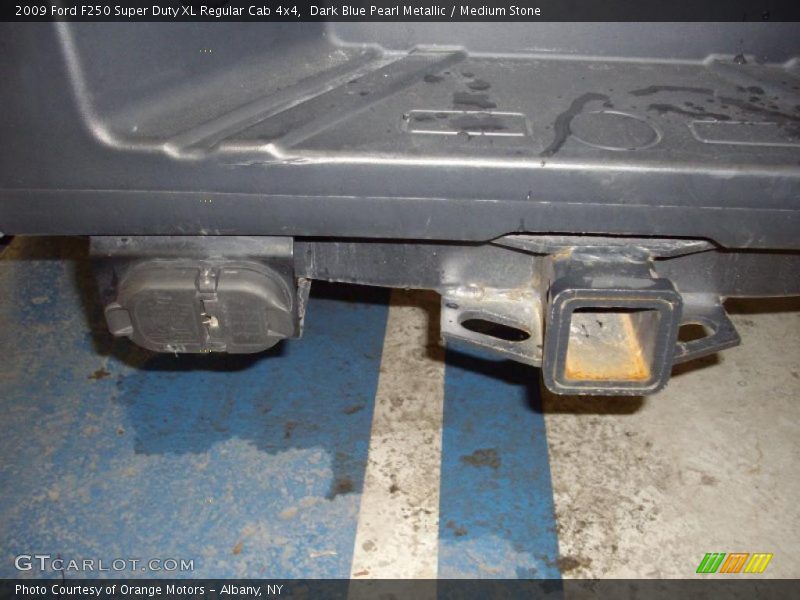 Dark Blue Pearl Metallic / Medium Stone 2009 Ford F250 Super Duty XL Regular Cab 4x4