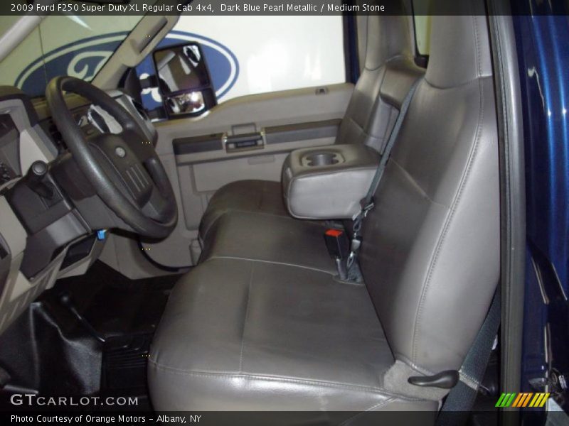 Dark Blue Pearl Metallic / Medium Stone 2009 Ford F250 Super Duty XL Regular Cab 4x4