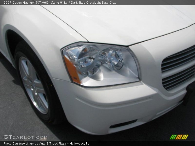 Stone White / Dark Slate Gray/Light Slate Gray 2007 Dodge Magnum SXT AWD