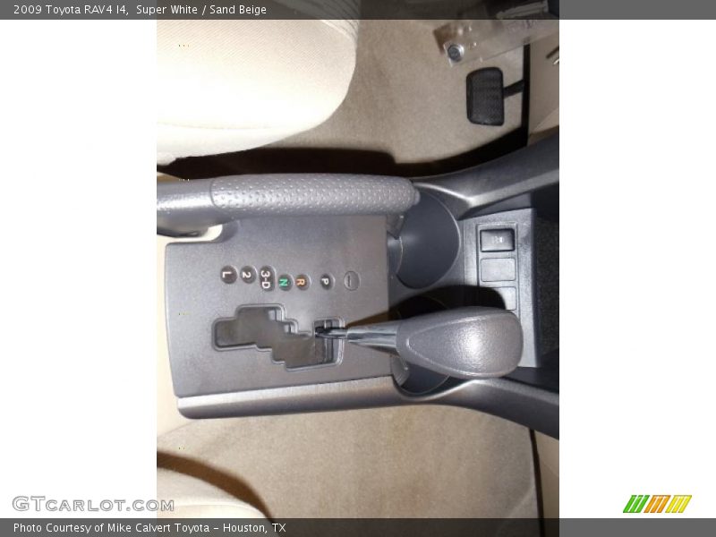 Super White / Sand Beige 2009 Toyota RAV4 I4