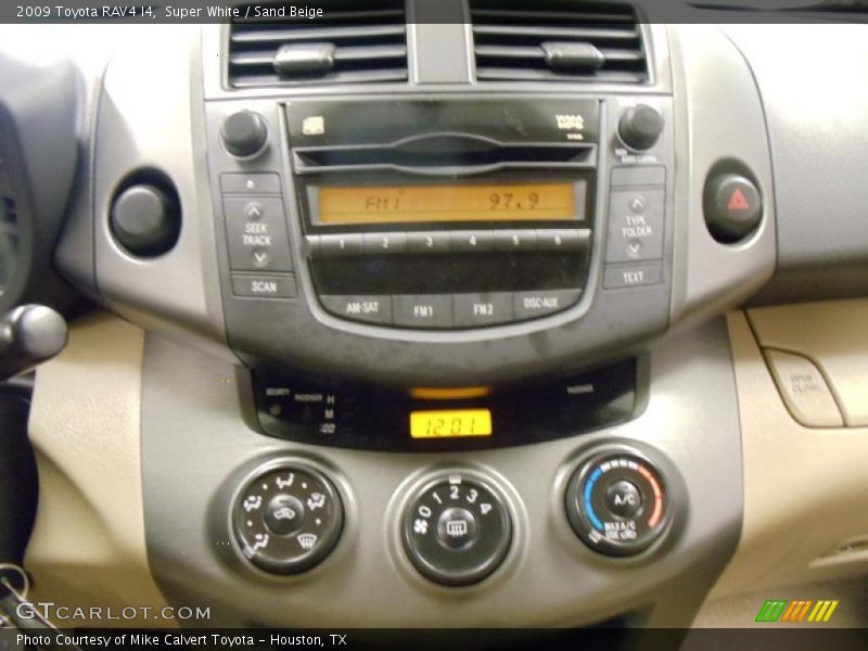 Super White / Sand Beige 2009 Toyota RAV4 I4