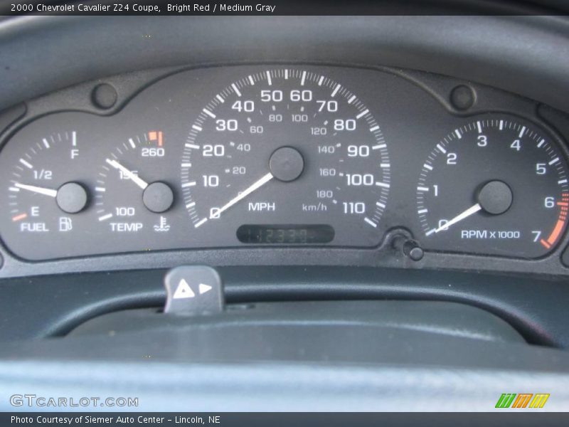 Bright Red / Medium Gray 2000 Chevrolet Cavalier Z24 Coupe