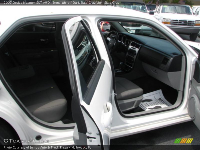 Stone White / Dark Slate Gray/Light Slate Gray 2007 Dodge Magnum SXT AWD