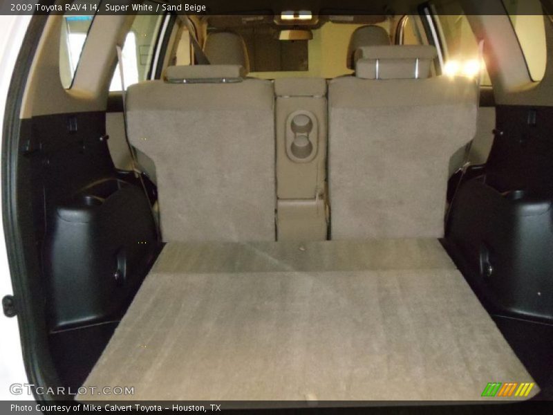 Super White / Sand Beige 2009 Toyota RAV4 I4