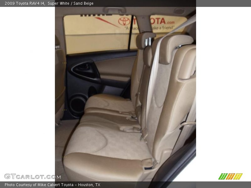 Super White / Sand Beige 2009 Toyota RAV4 I4