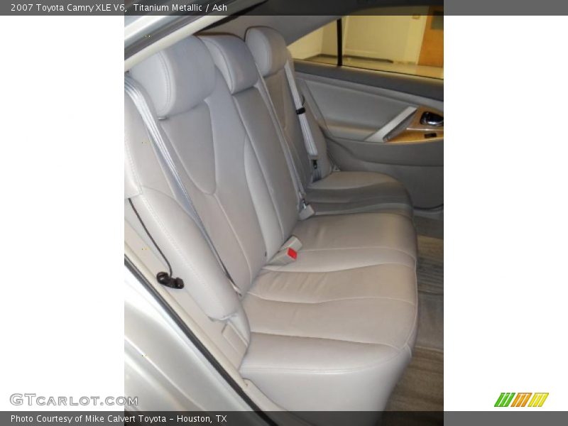 Titanium Metallic / Ash 2007 Toyota Camry XLE V6
