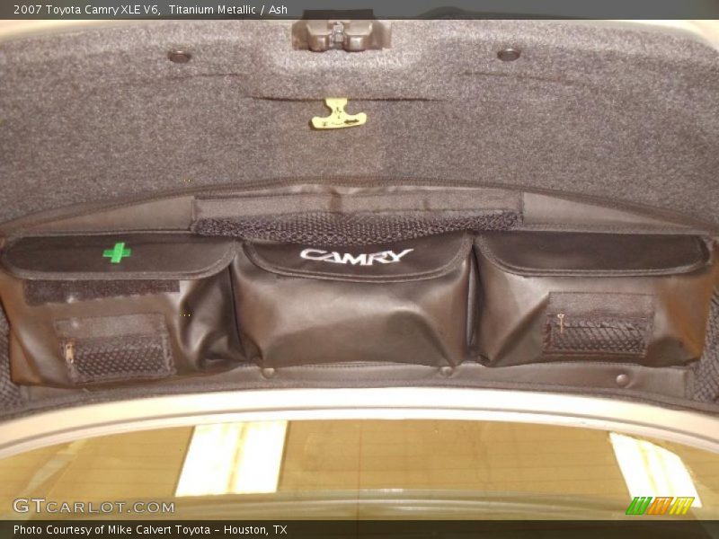 Titanium Metallic / Ash 2007 Toyota Camry XLE V6